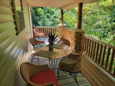 Adorable 2 bed/2 bath home south of Lake Leann with Lake access on Lake LeAnn Golf Course in Michigan - for sale on GolfHomes.com, golf home, golf lot