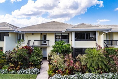 Beautifully renovated 3-bedroom, 2-bathroom condo offers a on Quail Ridge Golf Course and Country Club in Florida - for sale on GolfHomes.com, golf home, golf lot