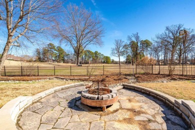 Don't miss this updated stately classic 4 bedroom, 3.5 bath home on Maumelle Golf and Country Club in Arkansas - for sale on GolfHomes.com, golf home, golf lot