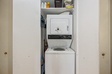 Perched on the 21st floor, this spacious 2 bedroom, 2 bath on Sydney R. Marovitz Golf Course in Illinois - for sale on GolfHomes.com, golf home, golf lot