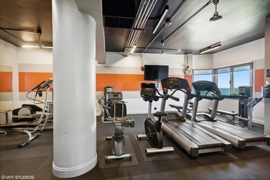 Perched on the 21st floor, this spacious 2 bedroom, 2 bath on Sydney R. Marovitz Golf Course in Illinois - for sale on GolfHomes.com, golf home, golf lot