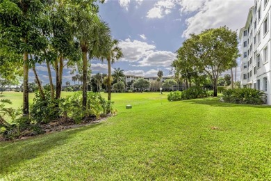 The feeling of a single family home with the security of living on Oaks Country Club in Florida - for sale on GolfHomes.com, golf home, golf lot