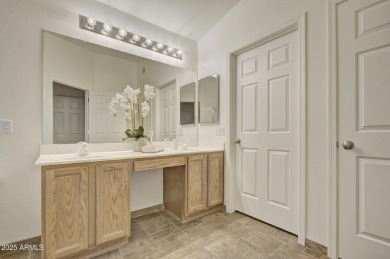 Lovely 2 bedroom, 2 bath home in the charming Coyote Lakes on Coyote Lakes Golf Club in Arizona - for sale on GolfHomes.com, golf home, golf lot