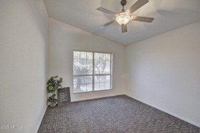 Lovely 2 bedroom, 2 bath home in the charming Coyote Lakes on Coyote Lakes Golf Club in Arizona - for sale on GolfHomes.com, golf home, golf lot