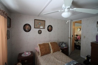Wonderful and well-maintained mobile home with 3 bedrooms/1.5 on Betmar Acres Golf Club in Florida - for sale on GolfHomes.com, golf home, golf lot