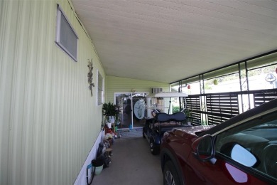 Wonderful and well-maintained mobile home with 3 bedrooms/1.5 on Betmar Acres Golf Club in Florida - for sale on GolfHomes.com, golf home, golf lot