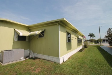 Wonderful and well-maintained mobile home with 3 bedrooms/1.5 on Betmar Acres Golf Club in Florida - for sale on GolfHomes.com, golf home, golf lot
