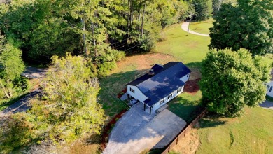 CONTRACTOR / INVESTOR SAID TO SELL. REDUCED 20K.  on Patriot Hills Golf Club in Tennessee - for sale on GolfHomes.com, golf home, golf lot