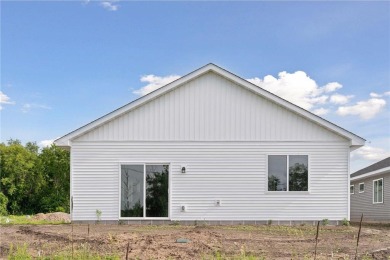 Come view this beautifully built new construction, one-level on The Ponds Golf Club in Minnesota - for sale on GolfHomes.com, golf home, golf lot