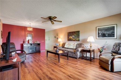 ** COME IN ** Welcome, make yourself at home in this 2 bedroom 2 on On Top Of The World Golf Course in Florida - for sale on GolfHomes.com, golf home, golf lot