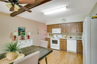 ** COME IN ** Welcome, make yourself at home in this 2 bedroom 2 on On Top Of The World Golf Course in Florida - for sale on GolfHomes.com, golf home, golf lot