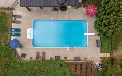 Beautifully updated 5BR/4BA home in sought-after golf, tennis on Mirror Lake Golf Club in Georgia - for sale on GolfHomes.com, golf home, golf lot