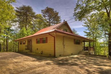 Welcome to this charming home in the heart of Buckhorn Estates on White Path Golf Club in Georgia - for sale on GolfHomes.com, golf home, golf lot