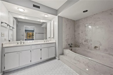 Rarely available 3-bedroom 3-bath condo in Cypress Commons with on Wyndemere Country Club in Florida - for sale on GolfHomes.com, golf home, golf lot