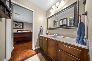 Charming Rayburn Country Condo Near Resort & Lake Enjoy on Rayburn Country Club in Texas - for sale on GolfHomes.com, golf home, golf lot