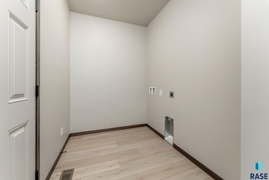 Extremely Popular Justice Floor Plan Villa Home in Brandon's on Brandon Municipal Golf Course in South Dakota - for sale on GolfHomes.com, golf home, golf lot