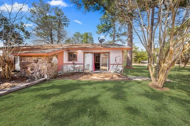 Charming Rayburn Country Condo Near Resort & Lake Enjoy on Rayburn Country Club in Texas - for sale on GolfHomes.com, golf home, golf lot