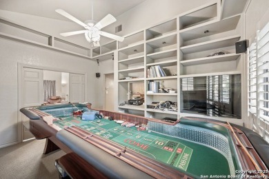 Don't miss this adorable 2-bedroom home located in the heart of on Fair Oaks Ranch Golf and Country Club in Texas - for sale on GolfHomes.com, golf home, golf lot