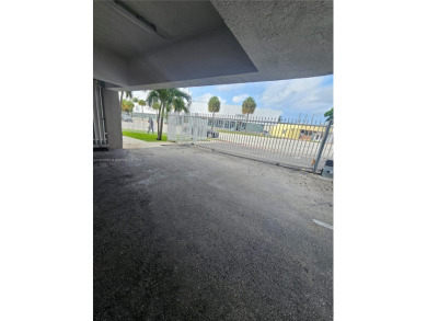 Large Corner condo (1,126.24 sqft) that has been converted into on Normandy Shores Golf Course in Florida - for sale on GolfHomes.com, golf home, golf lot