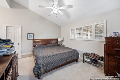 Don't miss this adorable 2-bedroom home located in the heart of on Fair Oaks Ranch Golf and Country Club in Texas - for sale on GolfHomes.com, golf home, golf lot