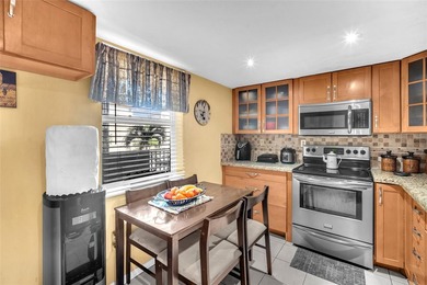 Live the Florida Resort-Lifestyle in this spacious 3-bedroom, 2 on Inverrary Country Club in Florida - for sale on GolfHomes.com, golf home, golf lot