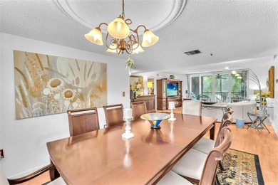 Live the Florida Resort-Lifestyle in this spacious 3-bedroom, 2 on Inverrary Country Club in Florida - for sale on GolfHomes.com, golf home, golf lot