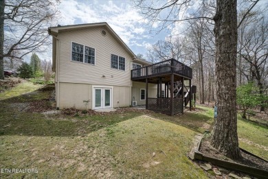 Nestled in the heart of Fairfield Glade North, this 2006-built on Heatherhurst Golf Course in Tennessee - for sale on GolfHomes.com, golf home, golf lot