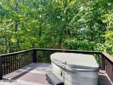 Nestled in the heart of Fairfield Glade North, this 2006-built on Heatherhurst Golf Course in Tennessee - for sale on GolfHomes.com, golf home, golf lot