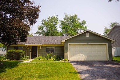 Highly desirable main level ranch style in great location near on Boughton Ridge Golf Course in Illinois - for sale on GolfHomes.com, golf home, golf lot