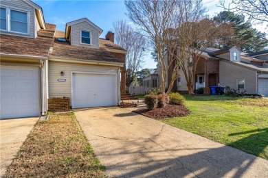 Don't miss this beautifully maintained end-unit townhome on Kempsville Greens Municipal Golf Course in Virginia - for sale on GolfHomes.com, golf home, golf lot
