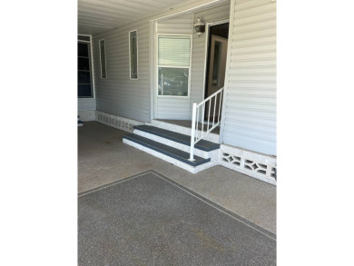 Welcome to this beautiful, spacious 3-bedroom split plan home on Schalamar Creek Golf and Country Club in Florida - for sale on GolfHomes.com, golf home, golf lot