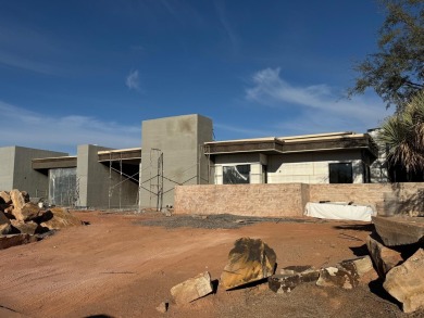 Over 10,000 sq/ft on the golf course in the exclusive Entrada @ on Entrada at Snow Canyon in Utah - for sale on GolfHomes.com, golf home, golf lot