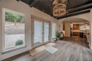 MOTIVATED SELLER! This stunning 5,500 sq ft home offers a blend on The Club At Porto Cima in Missouri - for sale on GolfHomes.com, golf home, golf lot
