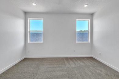 Quick move in! Rates as low as 3.99% 7/6 ARM. Find your dream on Copper Rock Golf Course in Utah - for sale on GolfHomes.com, golf home, golf lot