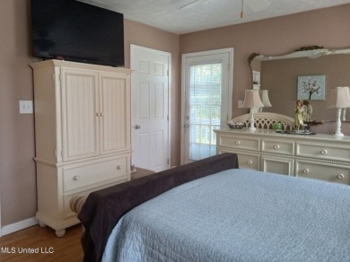 Seller motivated to move: $10,000 offered in concessions or on Pass Christian Isles Golf Club in Mississippi - for sale on GolfHomes.com, golf home, golf lot