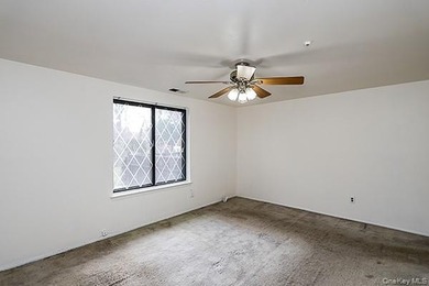 Discover this charming first-floor 2-bedroom condo in the highly on Blue Ridge Golf Club in New York - for sale on GolfHomes.com, golf home, golf lot