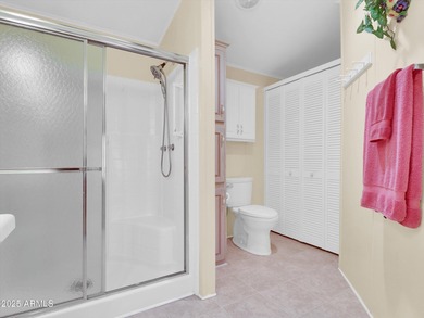 Original owner immaculately took care of this 1680 Sq. ft., 2 on Paradise Peak Golf Course in Arizona - for sale on GolfHomes.com, golf home, golf lot