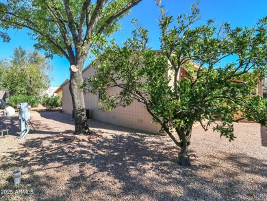 Original owner immaculately took care of this 1680 Sq. ft., 2 on Paradise Peak Golf Course in Arizona - for sale on GolfHomes.com, golf home, golf lot