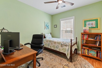 This 3 BR, 2.5 bathroom Osprey Ridge end unit condo in the on Sea Trail Golf Resort in North Carolina - for sale on GolfHomes.com, golf home, golf lot