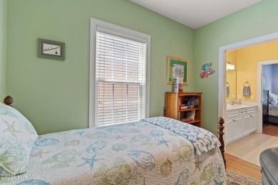This 3 BR, 2.5 bathroom Osprey Ridge end unit condo in the on Sea Trail Golf Resort in North Carolina - for sale on GolfHomes.com, golf home, golf lot