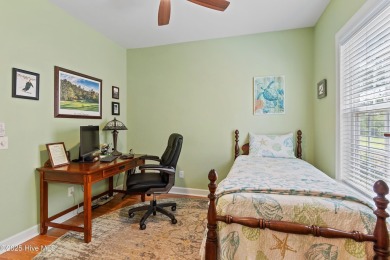This 3 BR, 2.5 bathroom Osprey Ridge end unit condo in the on Sea Trail Golf Resort in North Carolina - for sale on GolfHomes.com, golf home, golf lot