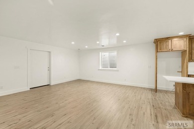 Welcome to this spacious 4,104 sq ft DUPLEX in one of Rexburgs on  in  - for sale on GolfHomes.com, golf home, golf lot