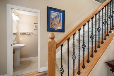 Welcome home to this beautifully cared-for 3-bedroom, 2.5-bath on Largo Golf Course in Florida - for sale on GolfHomes.com, golf home, golf lot