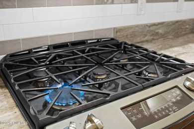 How would you like to unwind, relax, and create memories while on Members Club At St. James Plantation in North Carolina - for sale on GolfHomes.com, golf home, golf lot