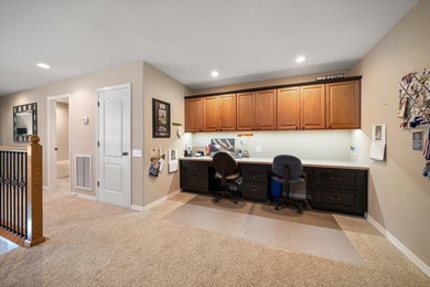 Welcome home to this beautifully cared-for 3-bedroom, 2.5-bath on Largo Golf Course in Florida - for sale on GolfHomes.com, golf home, golf lot