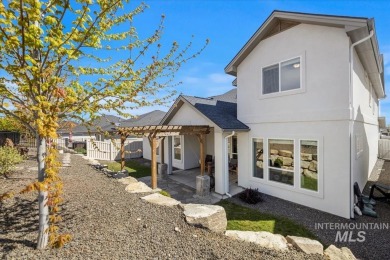 Tresidio Homes built with quality and luxury finishes, this on Hunters Point Golf Club in Idaho - for sale on GolfHomes.com, golf home, golf lot