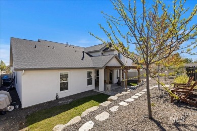 Tresidio Homes built with quality and luxury finishes, this on Hunters Point Golf Club in Idaho - for sale on GolfHomes.com, golf home, golf lot