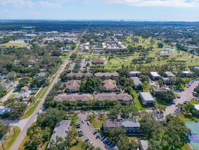 Welcome home to this beautifully cared-for 3-bedroom, 2.5-bath on Largo Golf Course in Florida - for sale on GolfHomes.com, golf home, golf lot