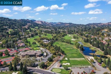 PROFESSIONAL PHOTOS AVAILABLE MONDAY NOV 3RD. MCC living at its on Moraga Country Club in California - for sale on GolfHomes.com, golf home, golf lot