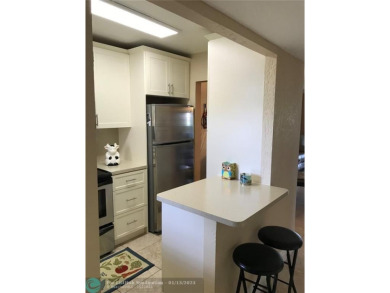 REDUCED FOR FAST SALE. LAKE VIEW!! Remodeled 2/2. CONDO. The on Sunrise Lakes Phase III in Florida - for sale on GolfHomes.com, golf home, golf lot